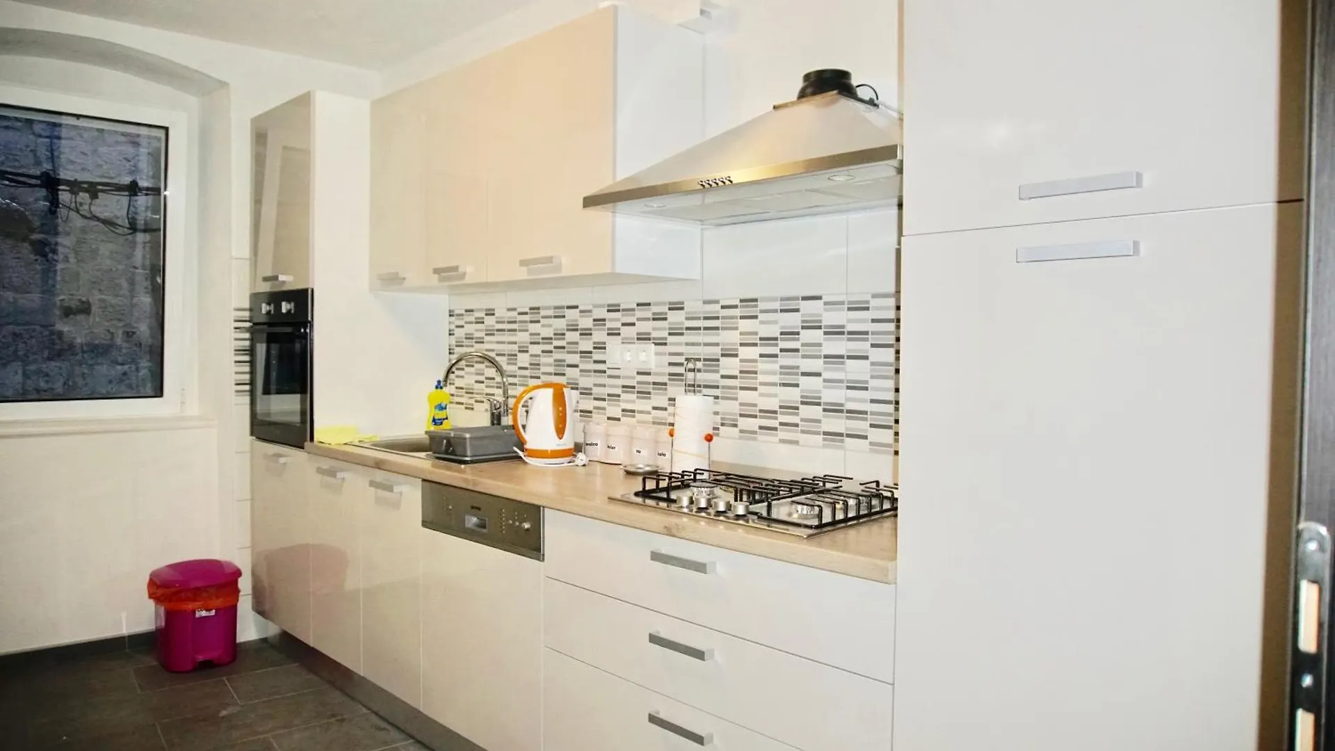 Porto Beach Apartments Seget-Trogir 트로기르