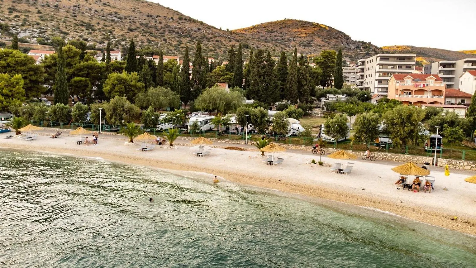 Porto Beach Apartments Seget-Trogir 0*, Traù